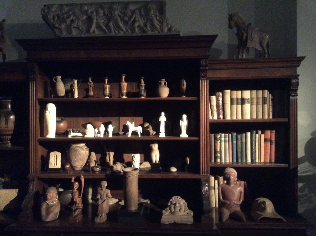 Freud Museum, London - 02.jpg